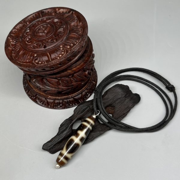 Pendant Amulet - Treasure Vase or Longevity Dzi Bead