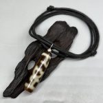 Pendant Amulet – Lotus Dzi Bead